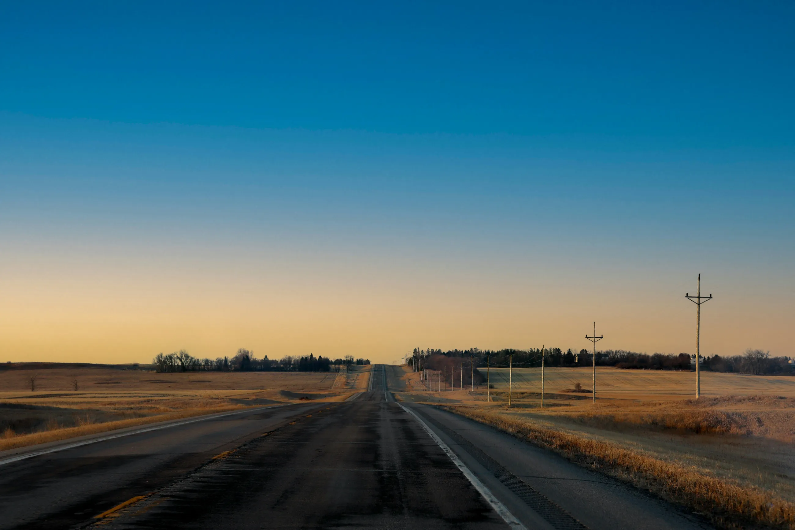 Big sky and wide open spaces in Rugby, North Dakota (Photo by Travis Brown, Unsplash)