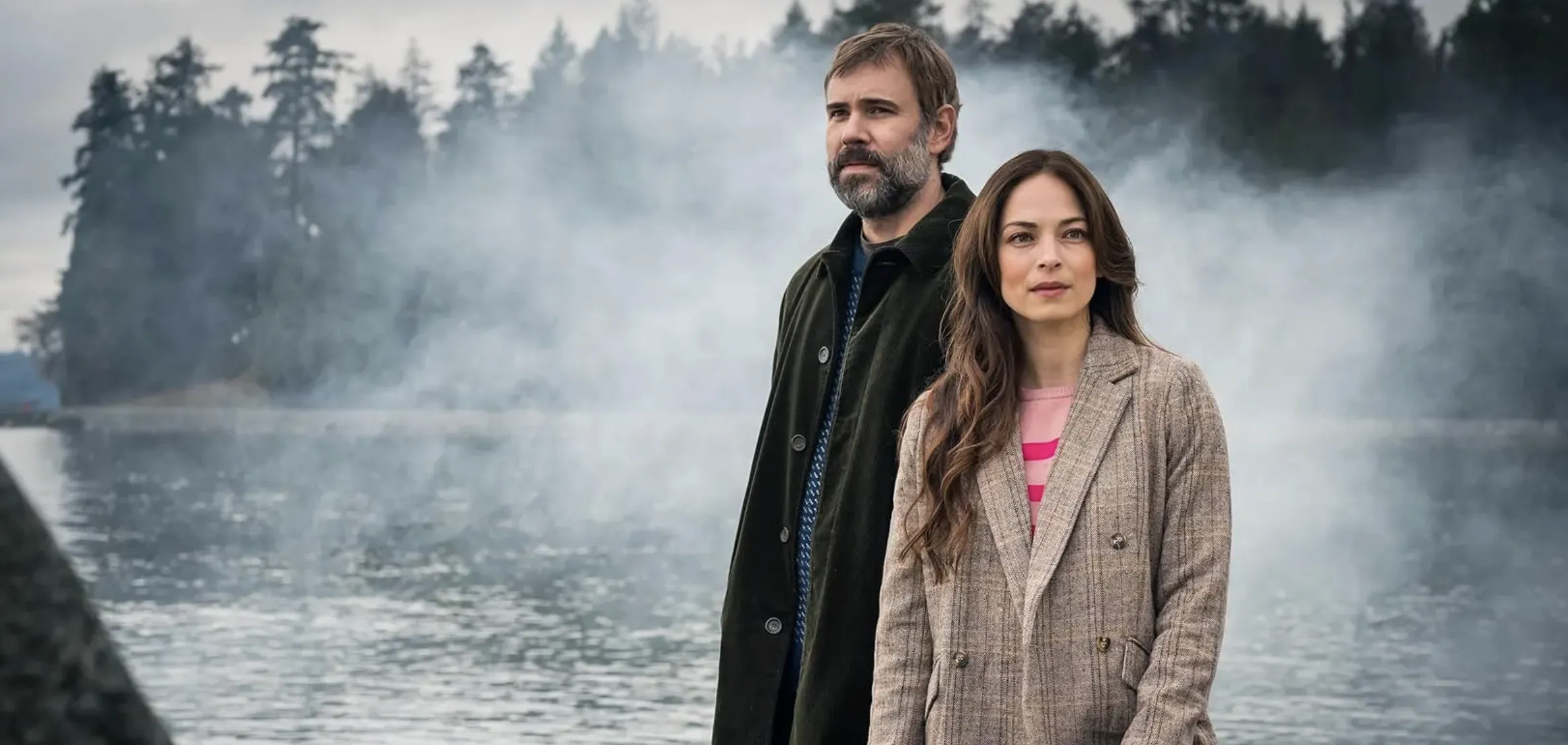 Rossif Sutherland and Kristin Kreuk star in the new Global/FOX series 'Murder in a Small Town.' (Global TVvia IMDb photo/The Daily Yonder)